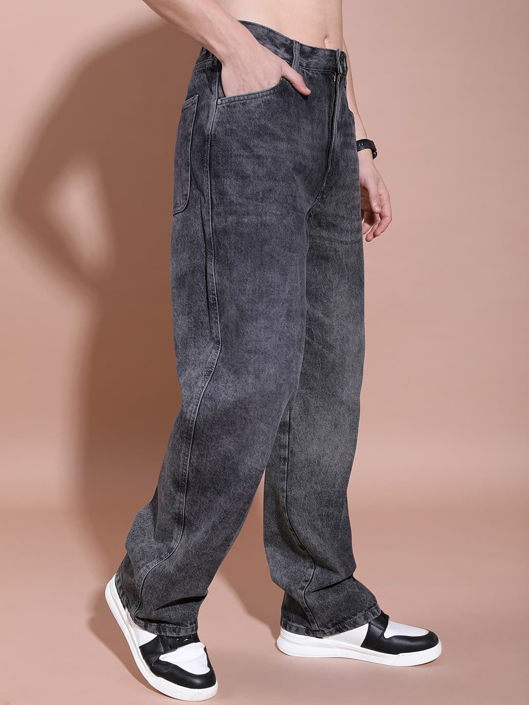 HIGHLANDER thumbnail 3